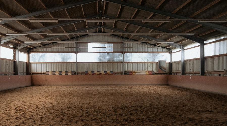 HORSE ARENA CONSTRUCTION